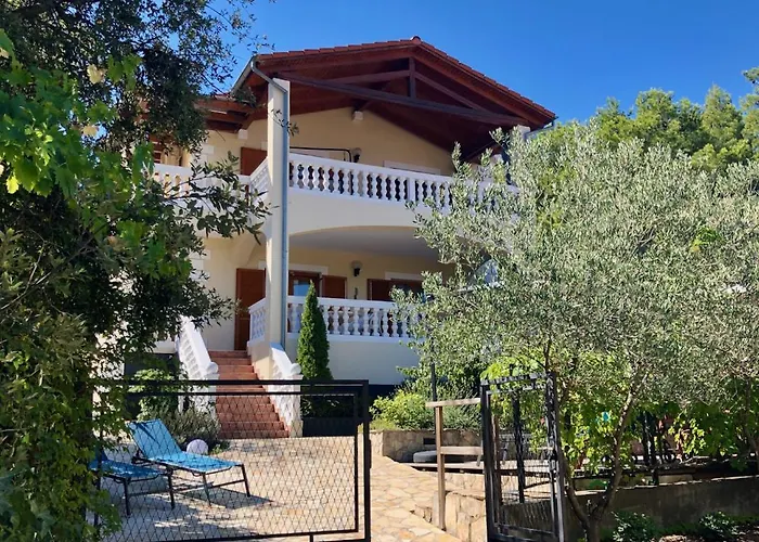 Villa Maximilian